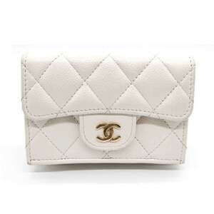 CHANEL White Caviar Leather Wallet